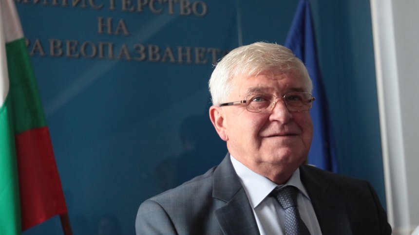Пациенти с муковисцидоза на безсрочен протест, искат оставката на Ананиев