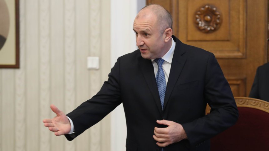Радев с директни въпроси към ПП-ДБ, те казаха как ще продължат с ГЕРБ