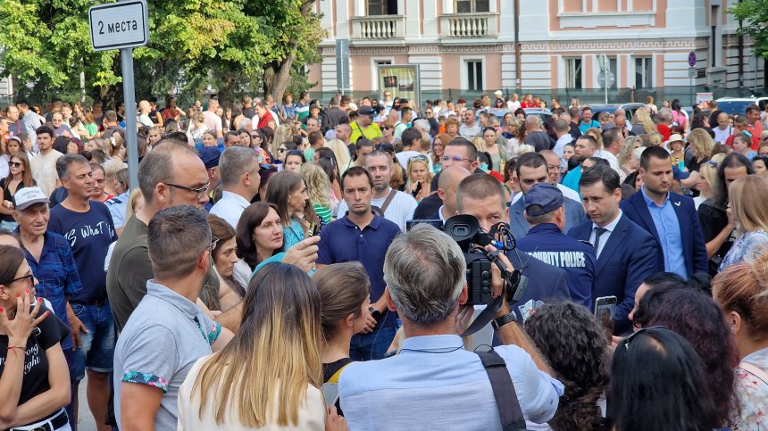 Втори национален протест срещу насилието: "Колкото и да се опитвате да ни яхнете, няма да ви се получи!"
