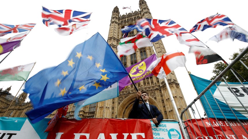 ЕС решава за отсрочката към Лондон за Brexit