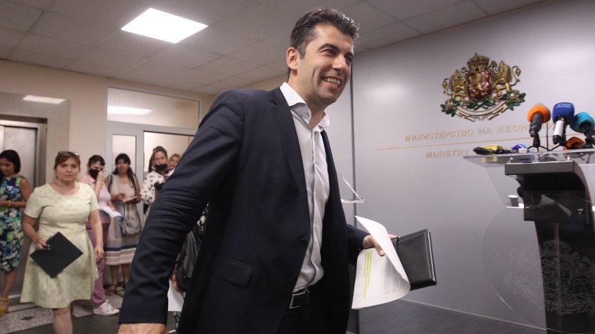 Петков: Не познавам Николов, по биографията ще ги посрещнем, по действията - изпратим