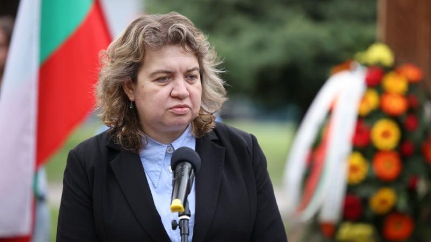 Наталия Киселова: Всички сме равни и трябва да си подаваме ръка