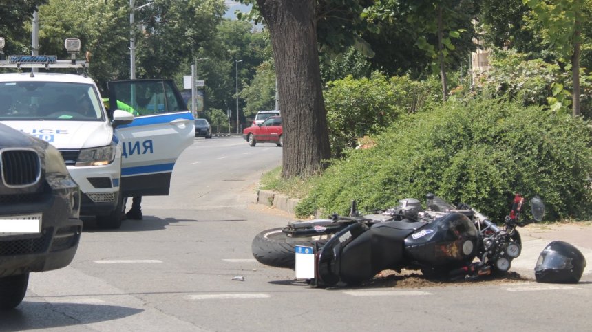 Възрастен мъж загина след падане от мотор в Плевенско