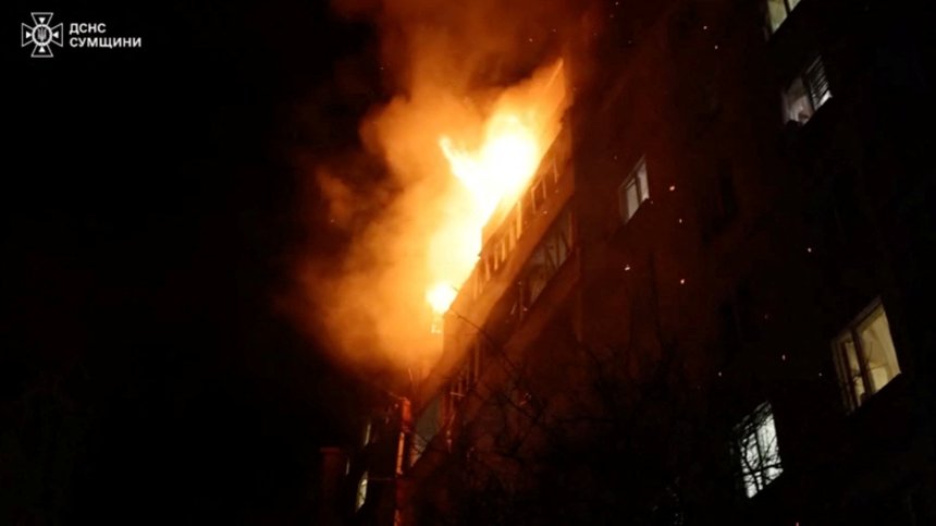 Русия рани цивилни при удари с дронове по жилищни сгради в Украйна