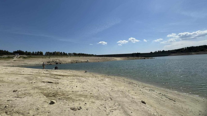 Екоминистерството зове за план заради пресъхването на язовирите