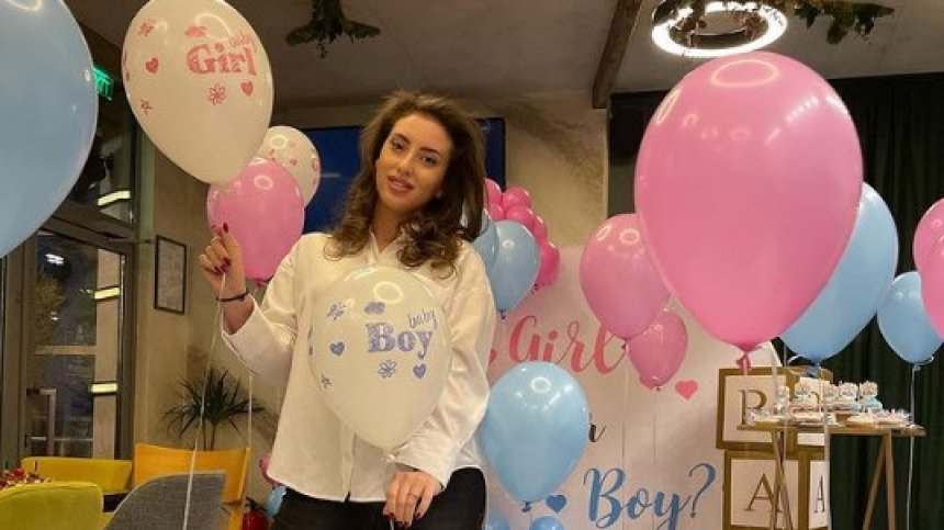 Катрин Тасева стана майка, с половинката си избраха красиво българско име за бебето (+СНИМКА)