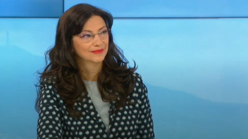 Милена Милотинова: Дебатът между Пендаровски и Силяновска беше за България