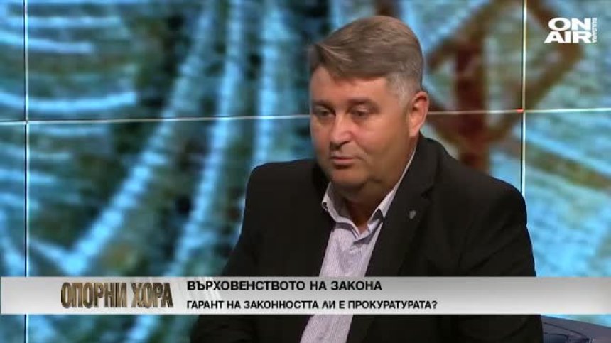 Евгени Иванов: Да се иска оставката на министър-председателя и главния прокурор едновременно е неестествено