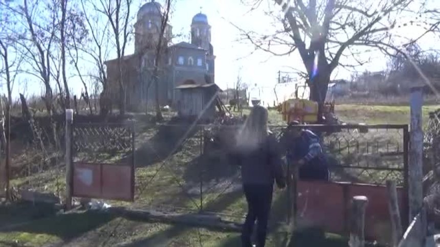 Най-голямата църква в Силистренско стои празна и полуразрушена
