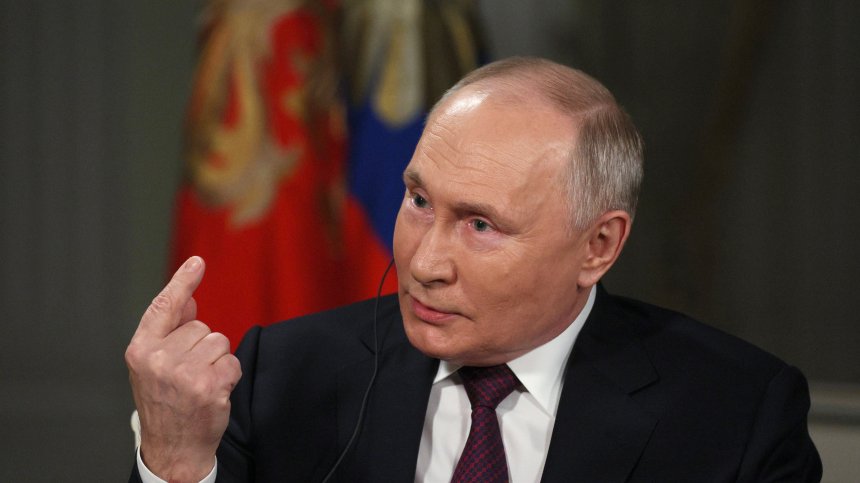ЕК за интервюто на Путин: Получи възможност да повтори лъжи, довели до човешко страдание