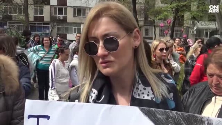 Протестиращи в Пловдив настояват за зоополиция и психиатрични заведения