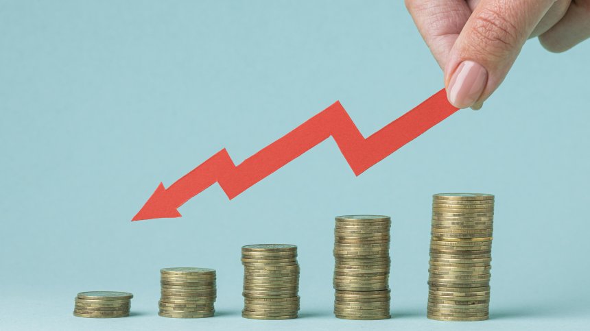 МВФ с препоръки към България: Вдигане на осигуровките, замразяване на заплатите