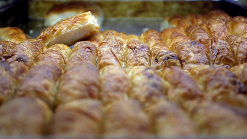 На Стефановден трябва да имаме на трапезата баница с месо - ето как да я приготвим