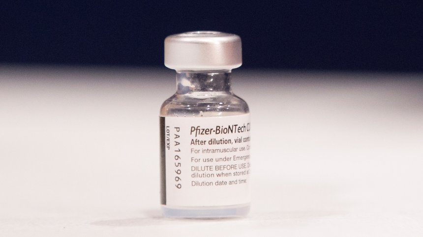 Има ли връзката между ваксината на "Pfizer/BioNTech" и миокардита?