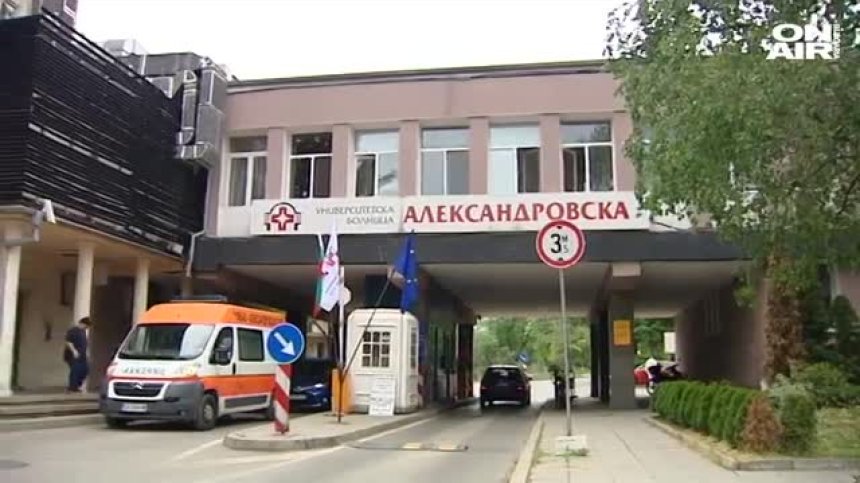 Десетки доброволци се впускат в борбата с коронавируса в България
