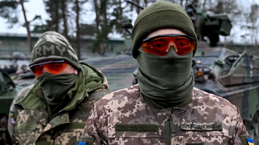 40 000 украински войници са готови да започнат офанзива