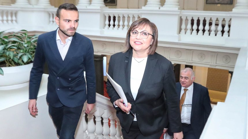 Нинова доволна: 850 лв. става минималната заплата от 2023 г.