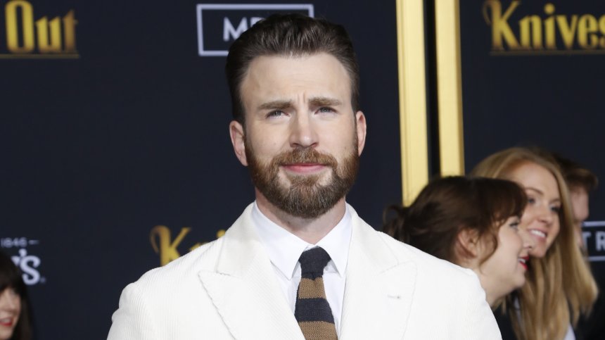 Крис Евънс вече носи титлата "Най-сексапилен мъж"