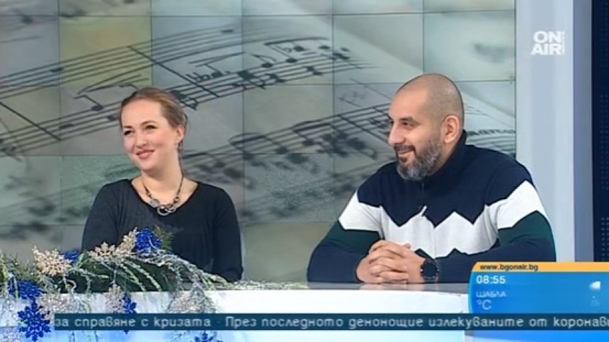 Марина Драгомирецкая и Din-Yo с акустична версия на "Времето не спира"