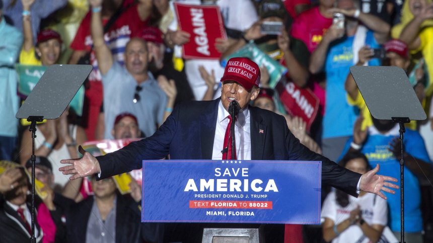 Байдън и Тръмп с взаимни обвинения часове преди ключовите и исторически избори 