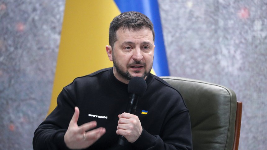 Зеленски възложи проучване: Може ли Русия да стане Московия на украински