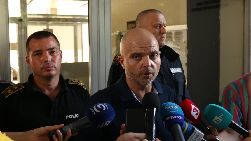 МВР: Бъдете отговорни, полицаите не са ви враг, с вас са