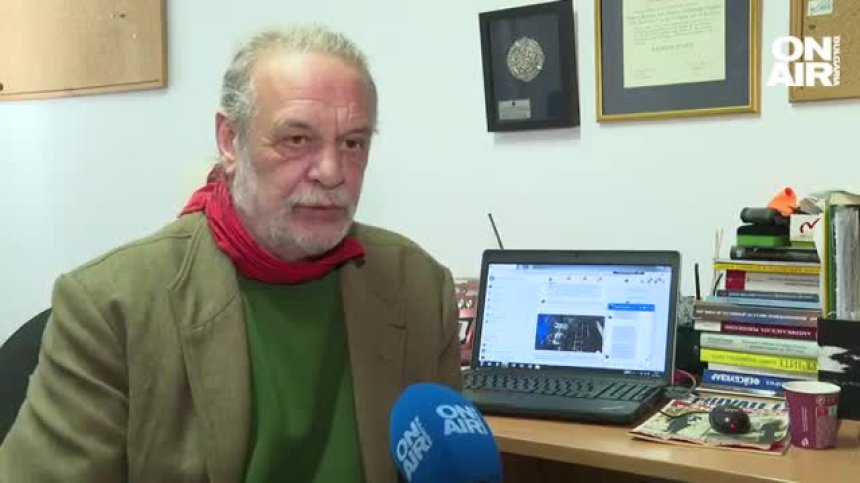 Евгений Дайнов: Написах "Спри войната" и ме изпердашиха във Facebook