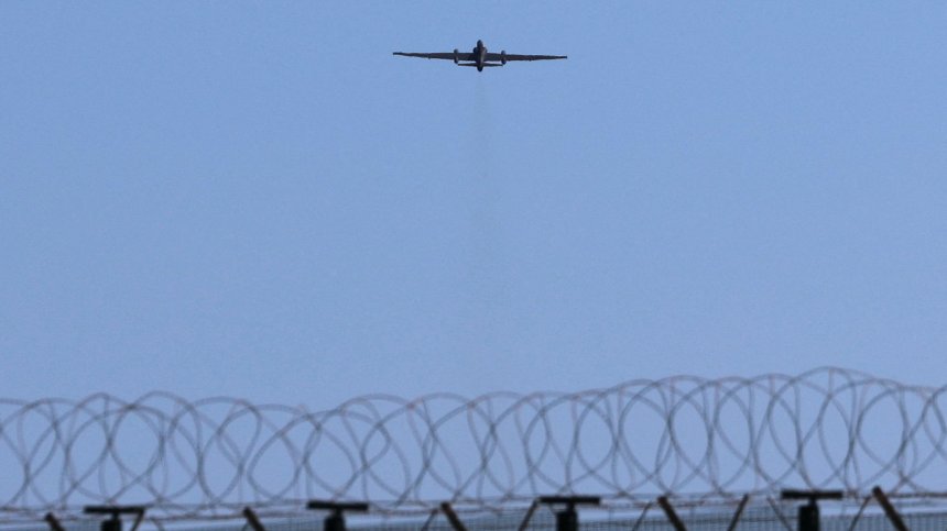 Кипър затвори въздушното си пространство