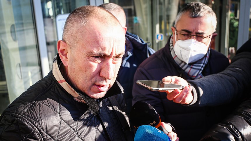 Мъри Стоилов: Ще глобим Бари заради физическото му състояние