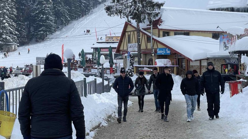 Над 50 заведения и хотели в зимните курорти не издават касови бележки