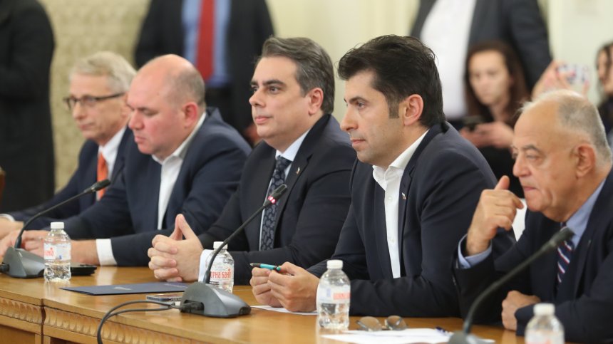 "Продължаваме промяната": Категорично подкрепяме членството на Украйна в НАТО