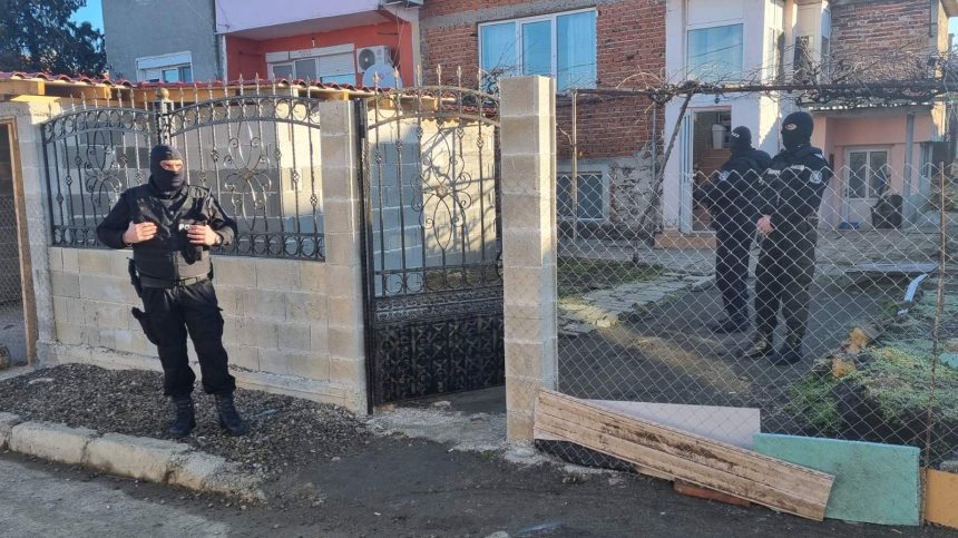 Лихварство и изнудване: Ромска банда измамила хора за около 500 хил. лв.