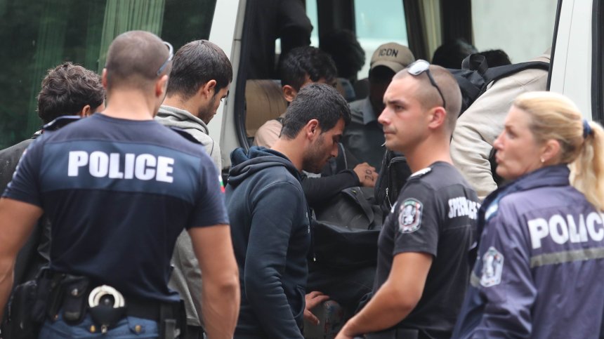 Прокуратурата: Каналджии умишлено предизвикват катастрофи, за да избягат