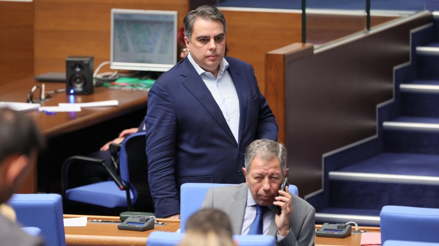 Горещ дебат в парламента: Ограничават кой може да номинира за ВСС