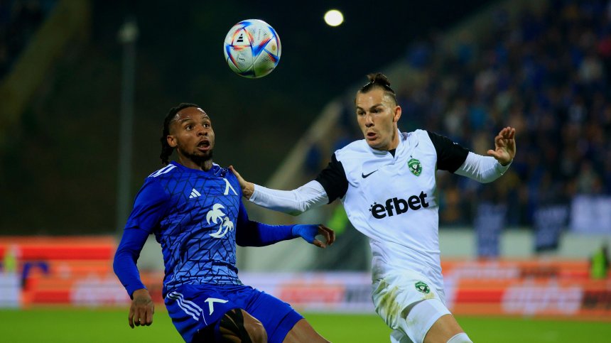 Петрис и Краев - отстранени от "Левски" заради високи финансови претенции