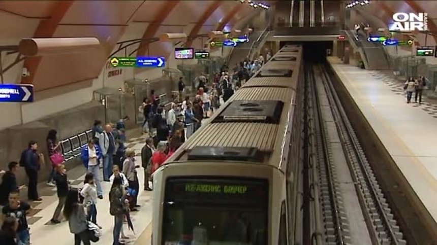 12 хил. пътници повече са ползвали метрото в София заради "зеления билет"