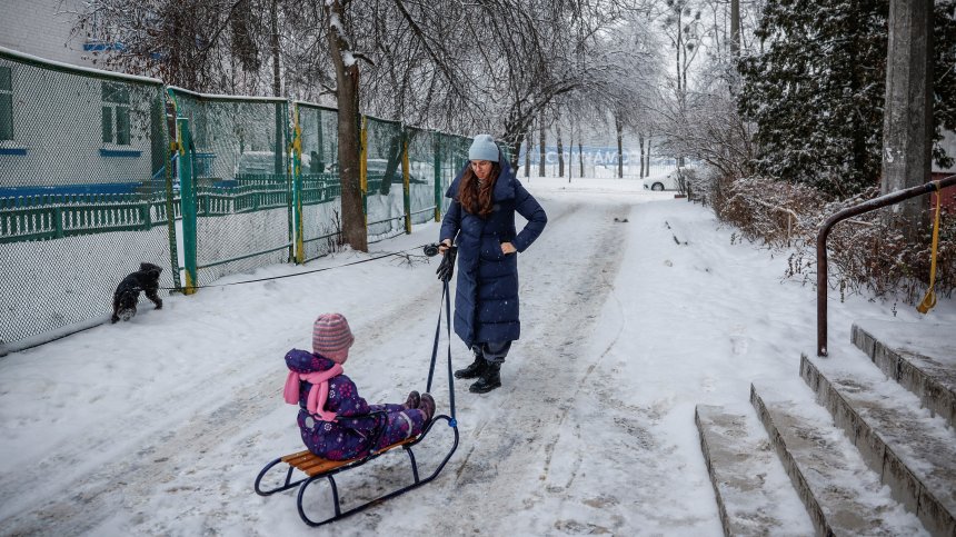 Изборът на една майка: Между руския паспорт и заплахата да загуби децата си