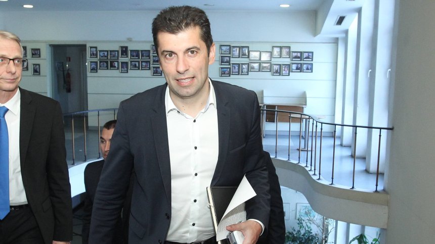 Опозицията в НС към Петков: Какво количество газ очакваме от САЩ и на каква цена?