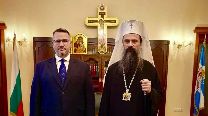 Христанов и Даниил договориха 62,5 млн. евро за християнски храмове