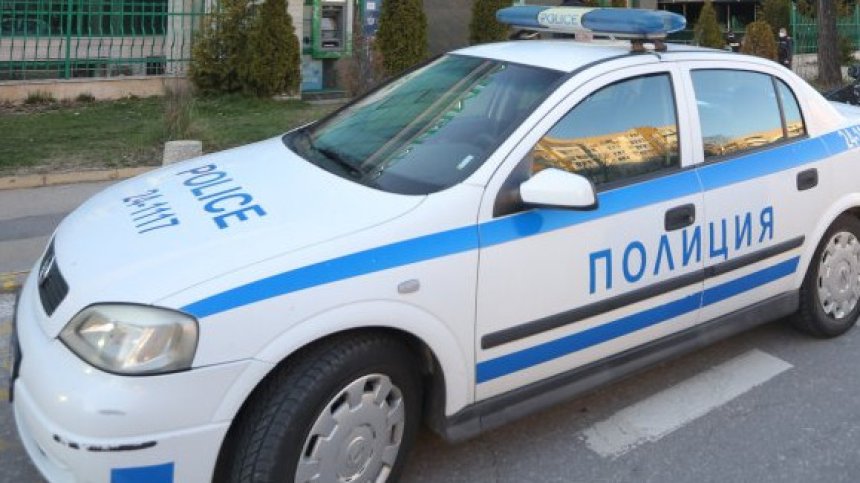 Задържаха учител за педофилия в София, жертвата е 13-годишна ученичка
