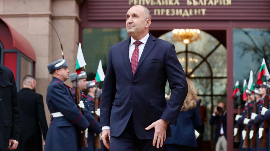 "Сова харис": Радев печели изборите с 31%, шест партии влизат в НС
