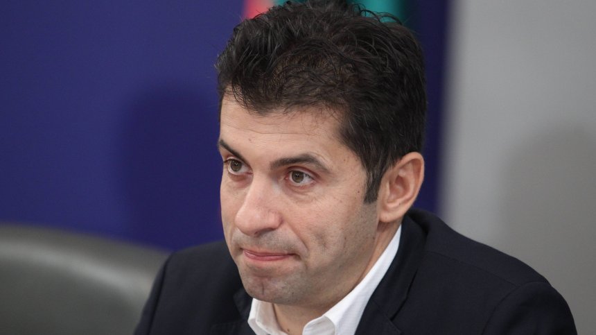 Официално: Петков заминава на посещение в Скопие на 18 януари
