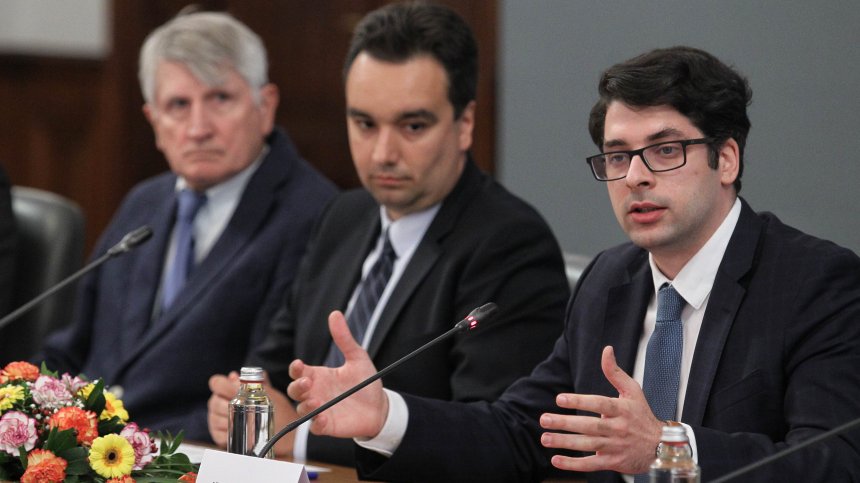 Вицепремиерът Атанас Пеканов представи експертен съвет от икономисти