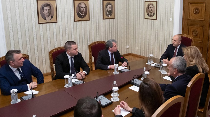 Радев завърши консултациите си с представителите на ИТН и каза каква е целта