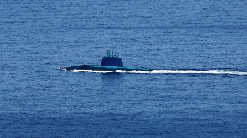 Могат ли иранските подводници да застрашат ВМС на САЩ?