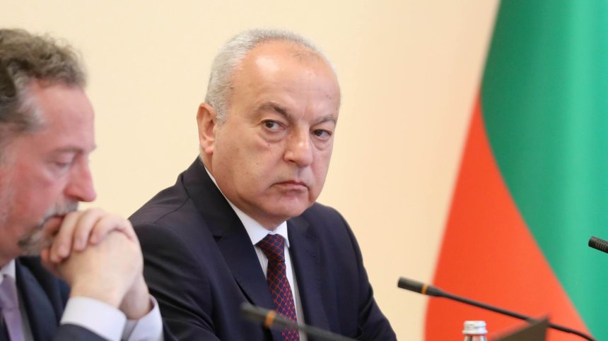 Ивайло Ашков подаде оставка като шеф на АДФИ, Гълъб Донев върна на поста Пламен Тодоров
