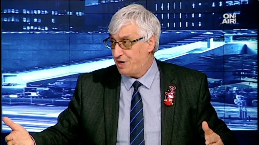 Проблемът на пенсионната система са изборите, заяви Иван Нейков