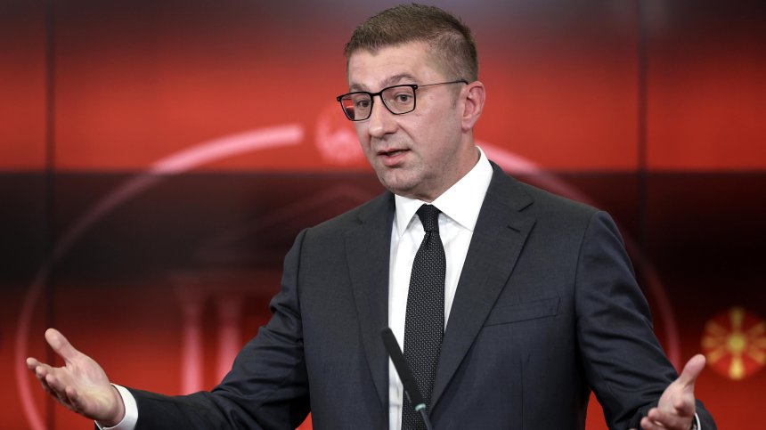 Християн Мицкоски&nbsp;обвини България в тормоз заради исканията към РС Македония