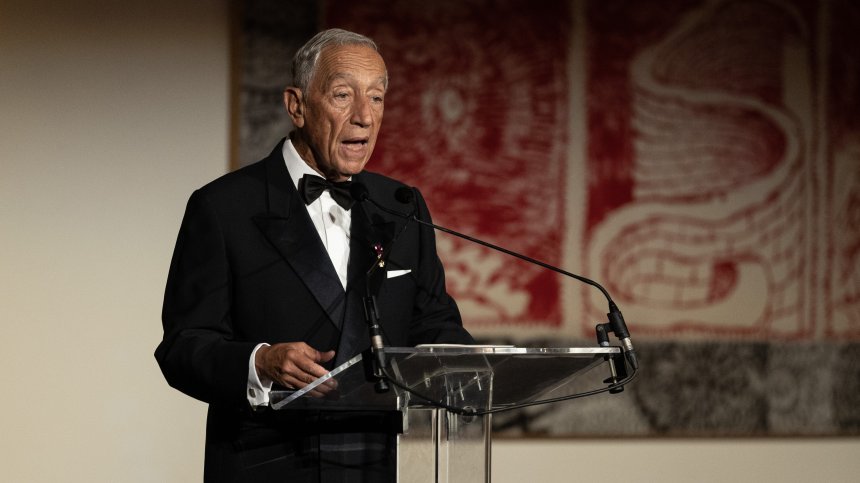 Молдова посреща с военни почести президента на Португалия - какво ги прави толкова близки?