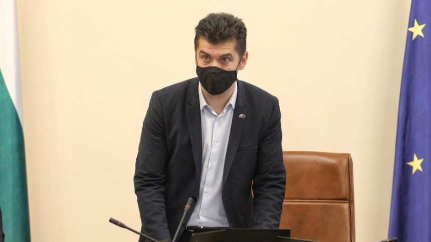 Премиерът Петков на среща с работодателските организации в МС